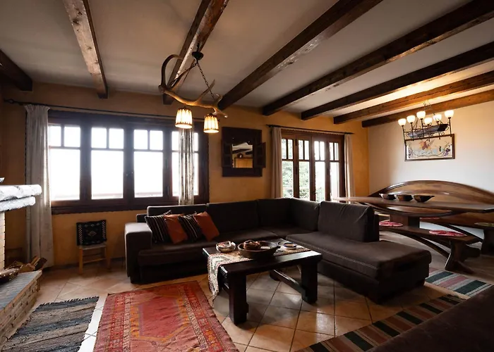 Chalet Hyas Residences