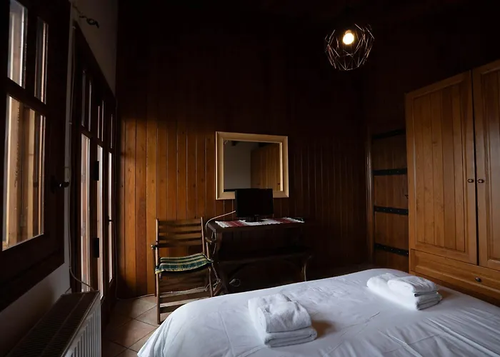 Chalet Hyas Residences *